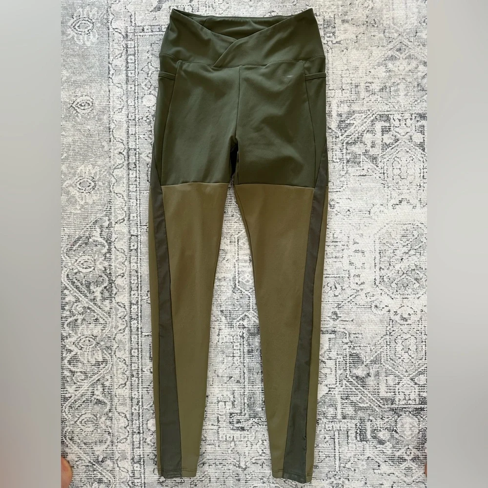 Olive Gymshark x Nikki Blackketter Leggings - Picture 1 of 6